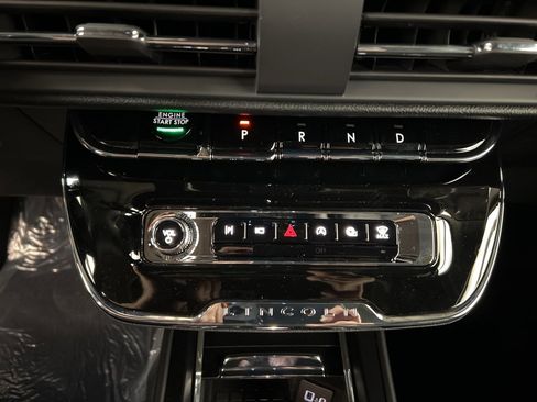 New 2026 Lincoln Corsair Premiere image 14