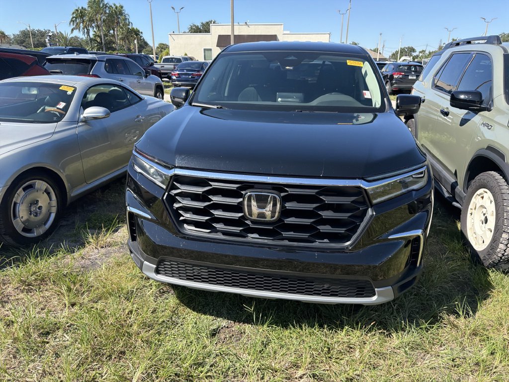 Used 2025 Honda Pilot EX-L image 5