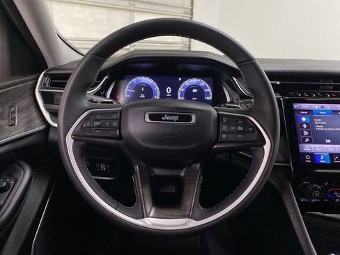 Used 2023 Jeep Grand Cherokee L Limited w/ Luxury Tech Group II AWD/4WD image 19