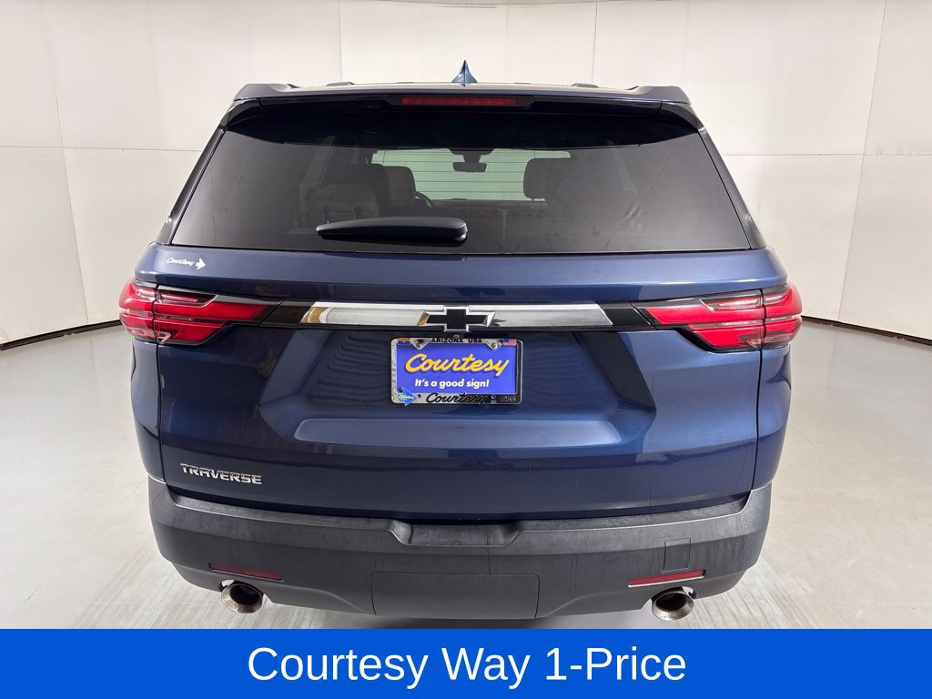 Used 2022 Chevrolet Traverse LS FWD image 9