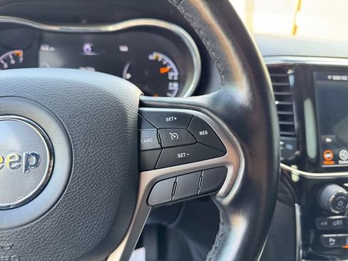 Used 2021 Jeep Grand Cherokee Altitude AWD/4WD image 21