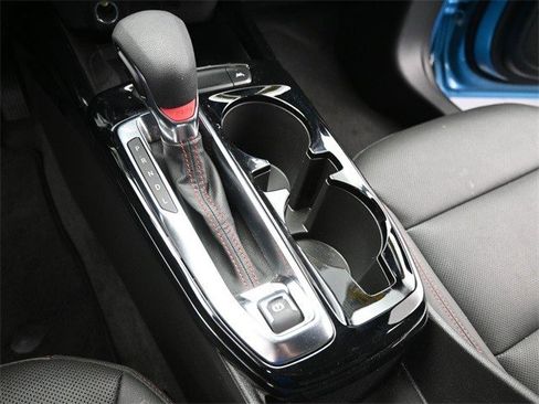 Certified 2025 Chevrolet Trax RS w/ Sunroof Package image 21