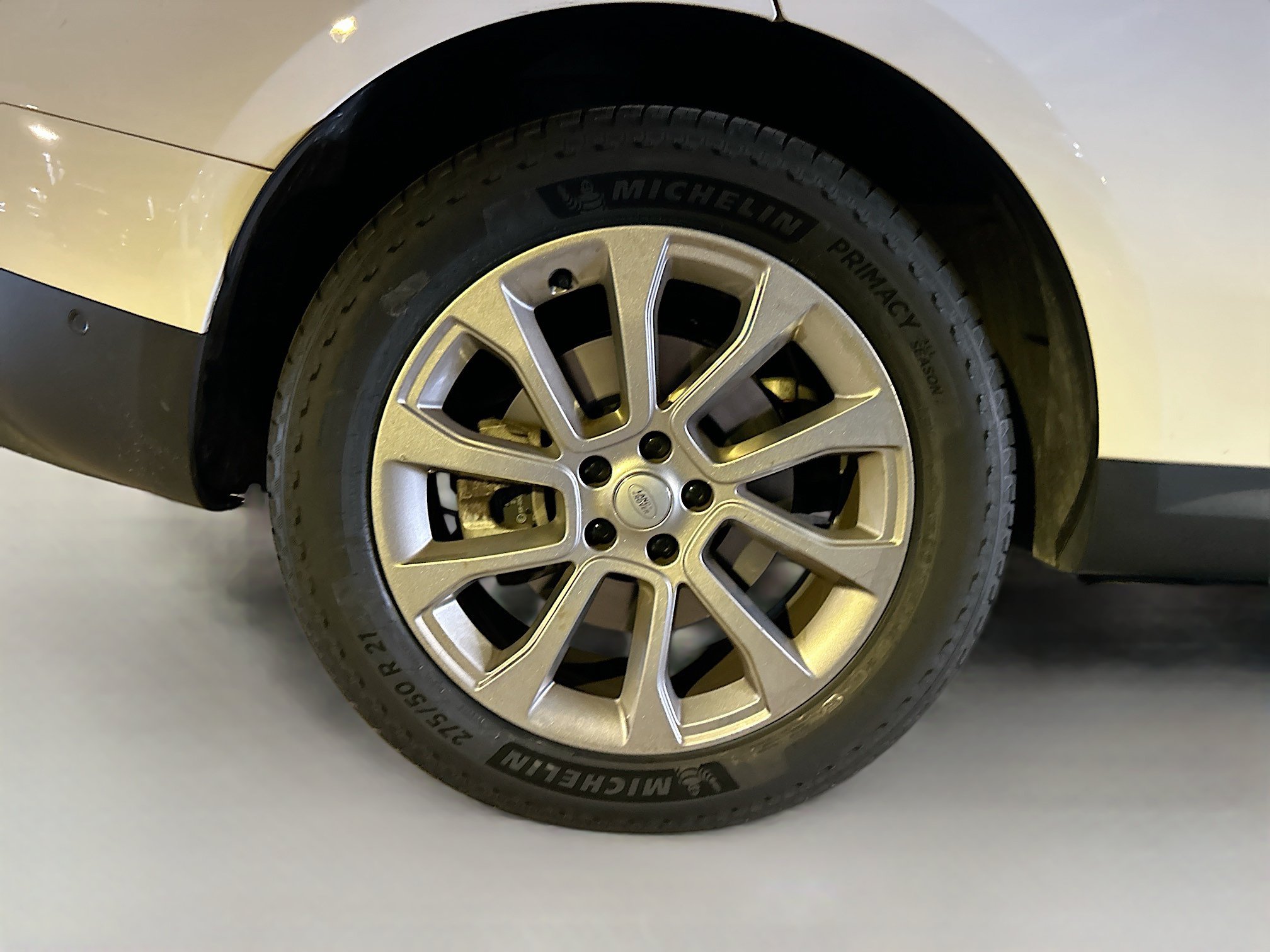 Used 2024 Land Rover Range Rover Sport SE AWD/4WD image 33