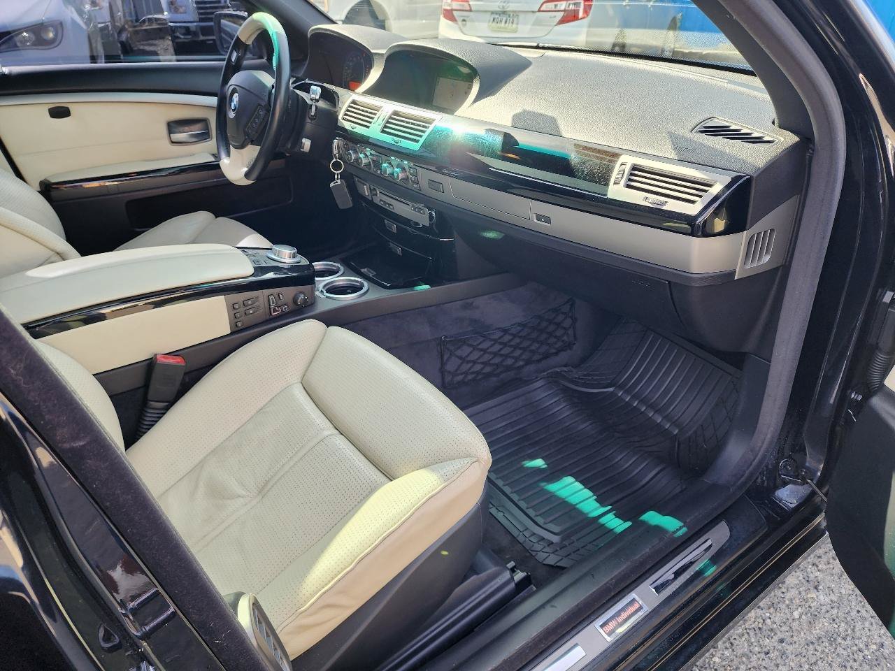 Used 2006 BMW 750Li RWD image 34