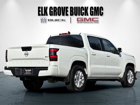 Used 2024 Nissan Frontier SV w/ SV Convenience Package image 4