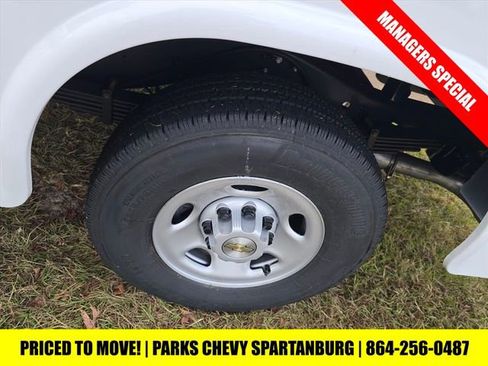 New 2025 Chevrolet Express 3500 w/ Power Convenience Package image 19