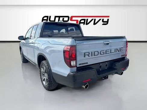 Used 2025 Honda Ridgeline TrailSport image 5