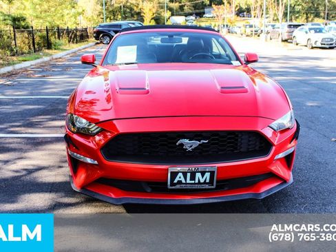 Used 2020 Ford Mustang Premium image 10