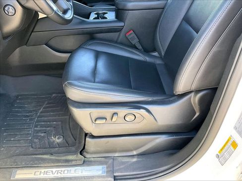 Used 2024 Chevrolet Tahoe LT w/ LT Signature Package AWD/4WD image 36
