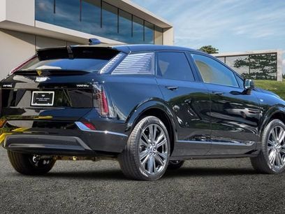 New 2026 Cadillac Optiq Sport 2 w/ LPO, Floor Liner Package