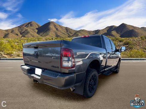 Used 2024 RAM 2500 Big Horn w/ Night Edition AWD/4WD image 4