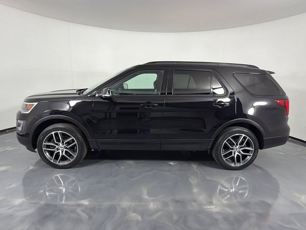Used 2016 Ford Explorer Sport w/ Equipment Group 401A AWD/4WD image 8