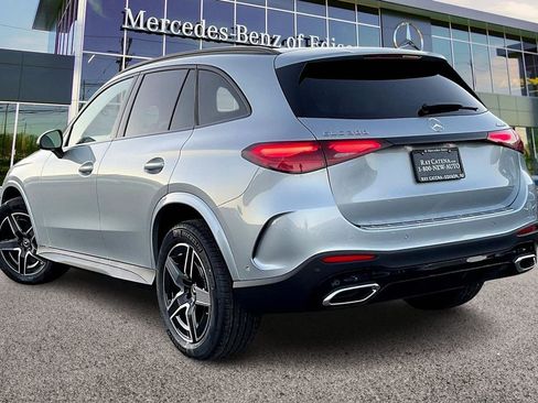 Used 2026 Mercedes-Benz GLC 300 4MATIC image 3