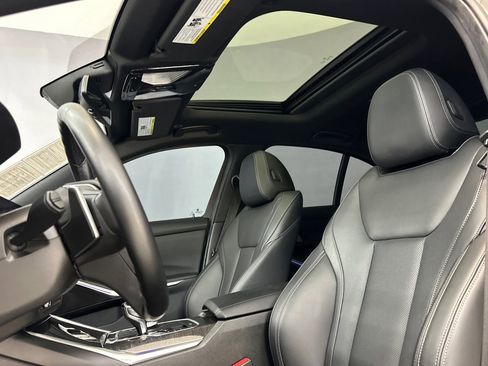 Used 2022 BMW 330i 330i w/ Driving Assistance Package image 15