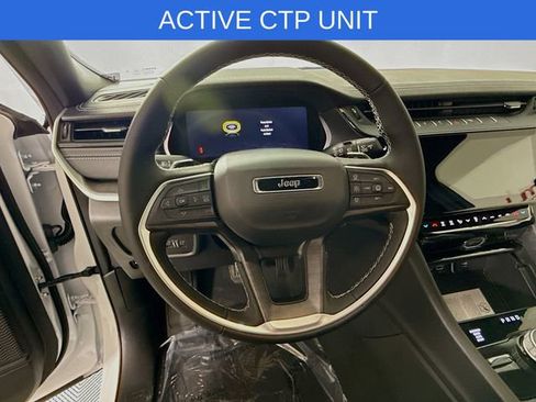 New 2026 Jeep Grand Cherokee L 4WD image 11