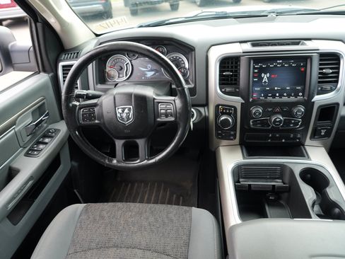 Used 2018 RAM 1500 Big Horn AWD/4WD image 19