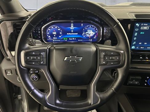 Used 2024 Chevrolet Silverado 1500 ZR2 w/ Technology Package image 9