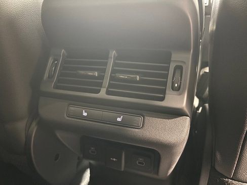 New 2026 Land Rover Range Rover Evoque Dynamic SE image 37