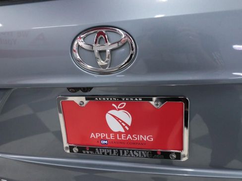 Used 2023 Toyota Highlander Platinum image 27