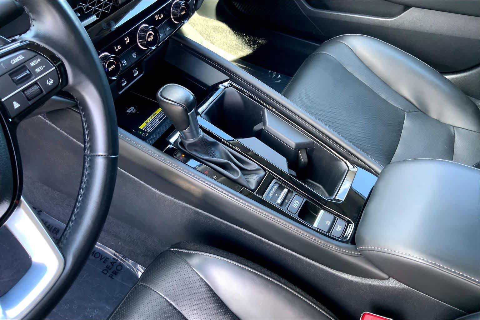 Used 2023 Honda Accord Touring image 16