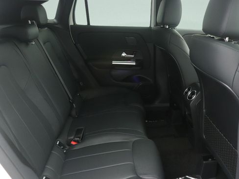 New 2026 Mercedes-Benz GLA 250 image 8
