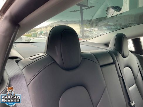 Used 2022 Tesla Model 3 Long Range AWD/4WD image 52