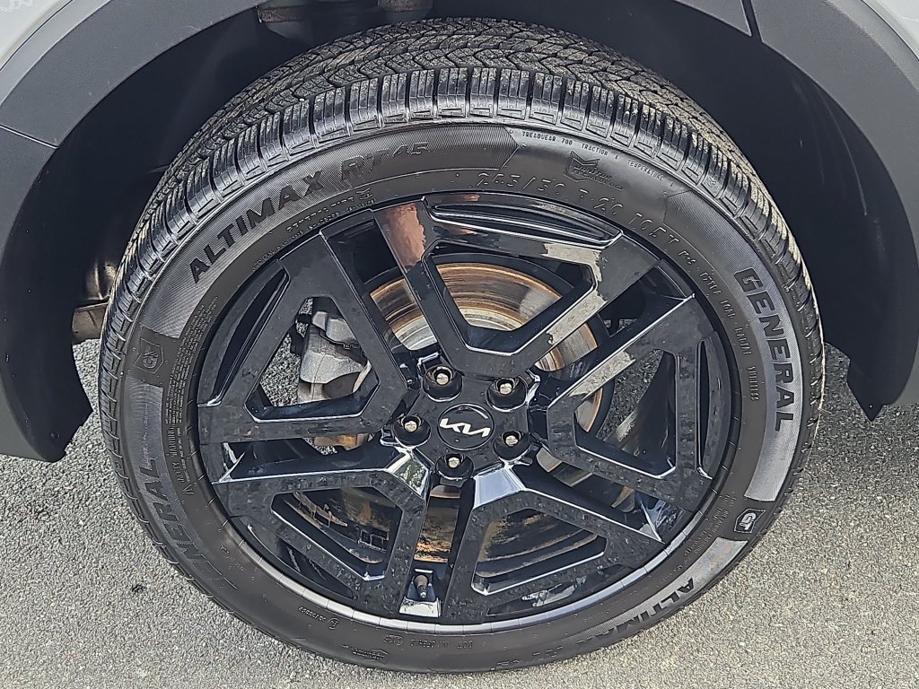 Certified 2023 Kia Telluride EX X-Line AWD/4WD image 9