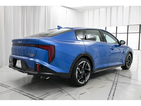 New 2025 Kia K4 GT-Line image 7