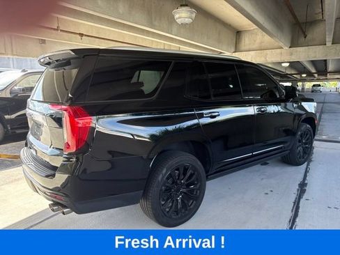 Used 2021 GMC Yukon Denali w/ Denali Premium Package RWD image 17