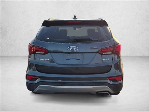 Used 2017 Hyundai Santa Fe Sport FWD image 7