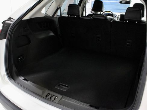 Certified 2023 Ford Edge SEL w/ Convenience Package AWD/4WD image 16