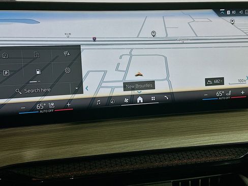 Used 2025 BMW 330i Sedan image 22