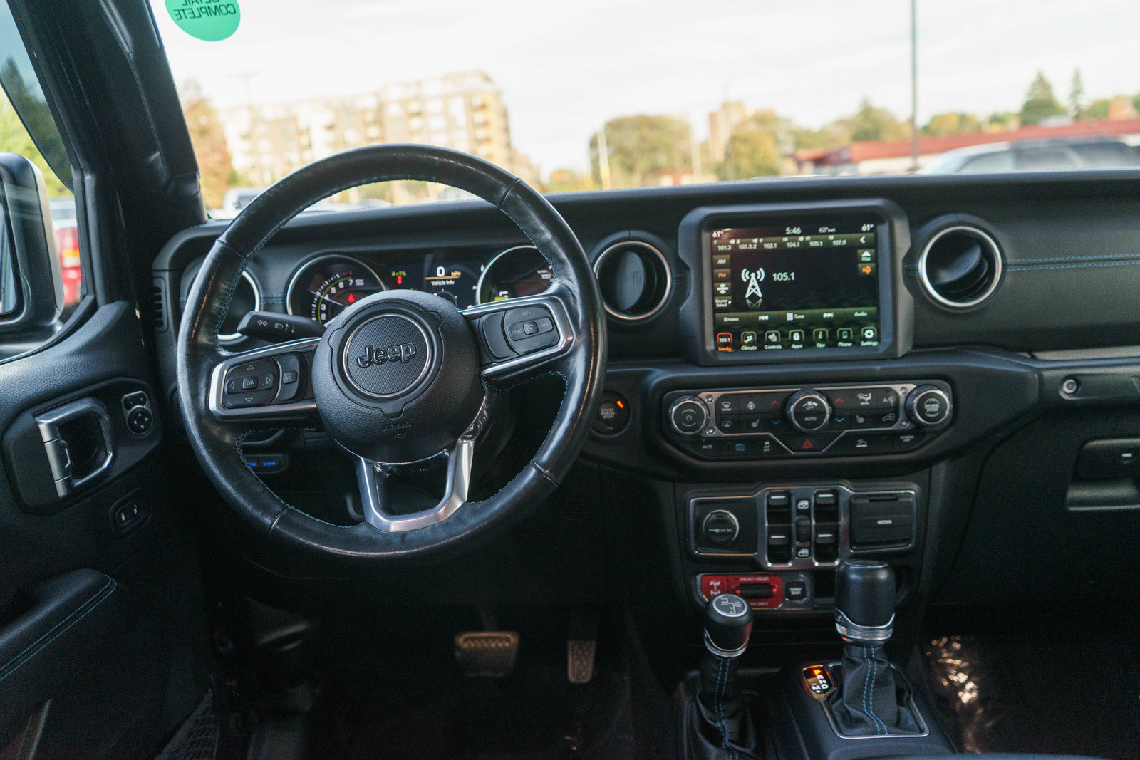 Used 2021 Jeep Wrangler Unlimited Rubicon 4xe w/ Cold Weather Group AWD/4WD image 12