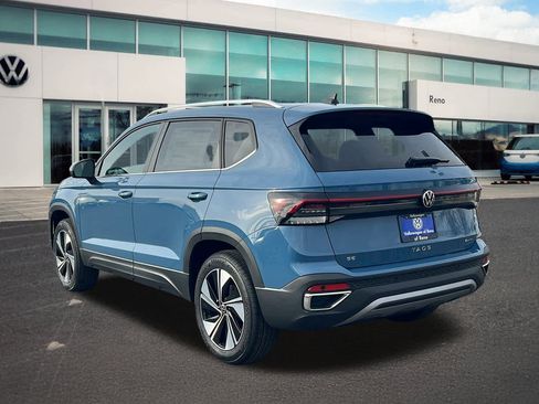 New 2026 Volkswagen Taos SE image 7