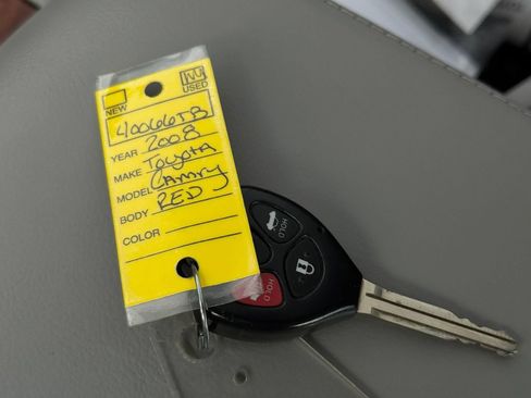 Used 2008 Toyota Camry XLE FWD image 31