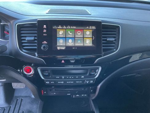 Used 2020 Honda Pilot Touring image 19