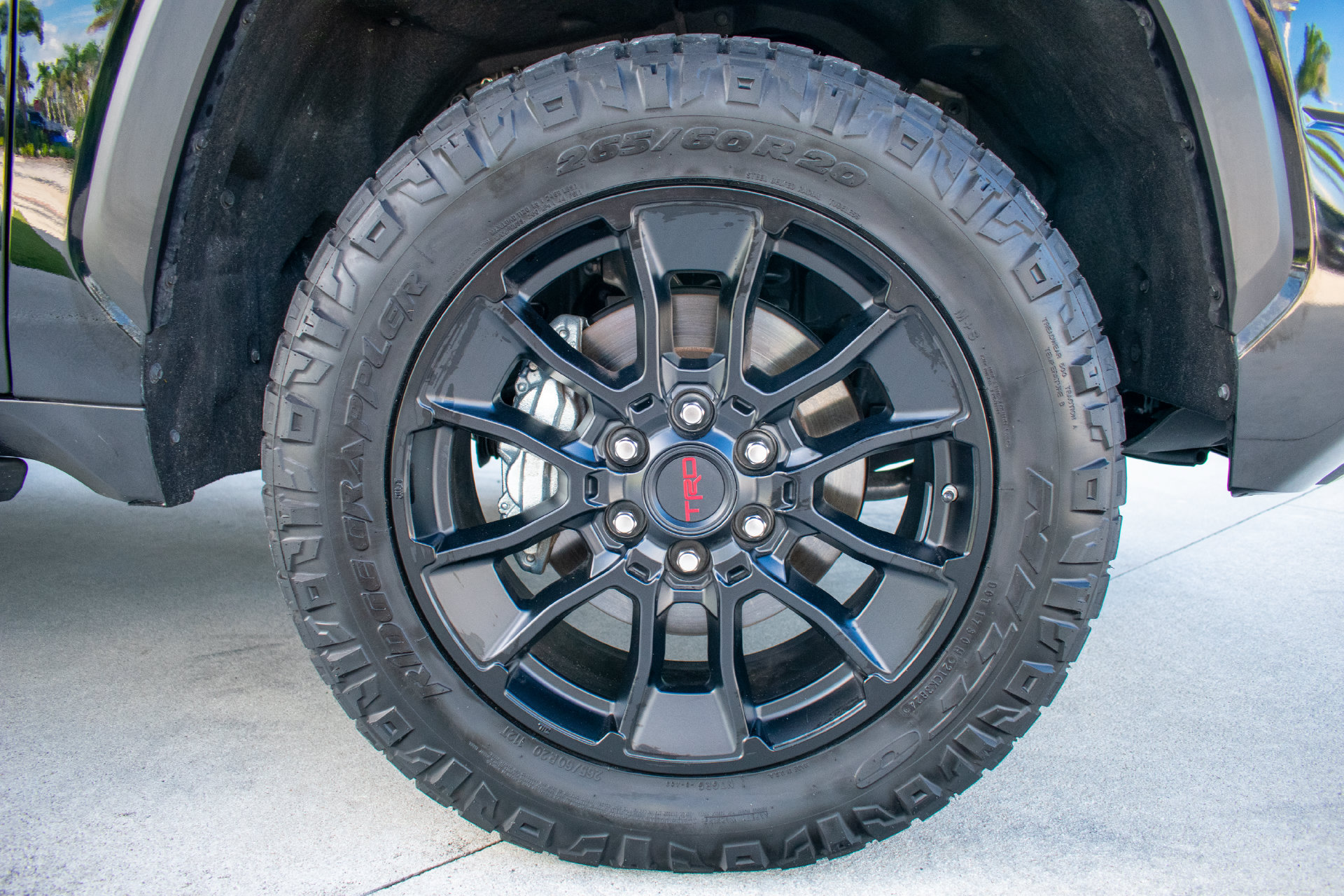 Used 2025 Toyota Tundra SR5 AWD/4WD image 12