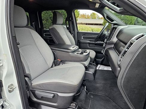 Used 2024 RAM 2500 Big Horn image 16