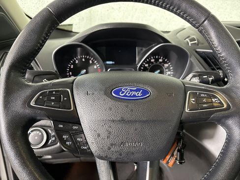 Used 2018 Ford Escape SEL image 12