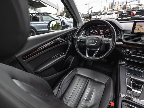 Used 2019 Audi Q5 2.0T Premium Plus AWD/4WD image 25
