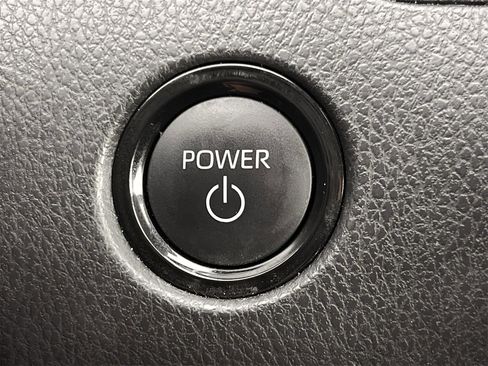 Used 2025 Toyota Camry LE image 20