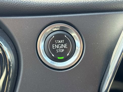 Used 2020 Chevrolet Blazer RS image 24