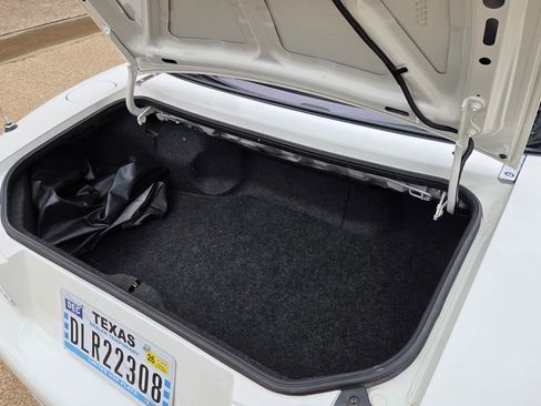 Used 1999 MAZDA MX-5 Miata image 50