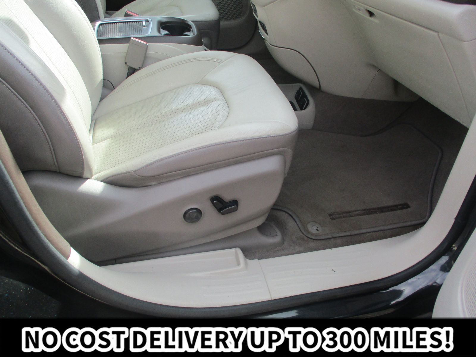 Used 2018 Chrysler Pacifica Touring-L Plus w/ Advanced Safetytec Group FWD image 17