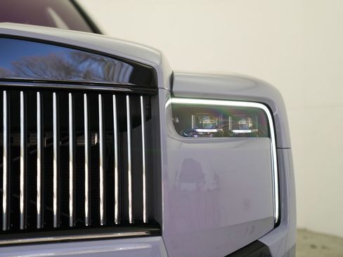 New 2026 Rolls-Royce Cullinan Black Badge image 81