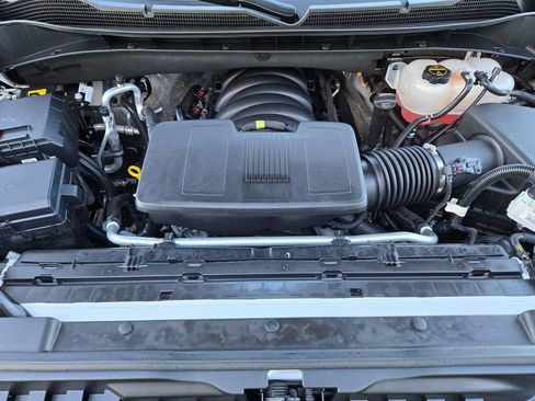 Used 2025 Chevrolet Silverado 1500 ZR2 w/ Technology Package AWD/4WD image 39