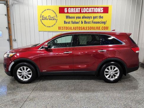 Used 2016 Kia Sorento AWD w/ LX Convenience Package image 4
