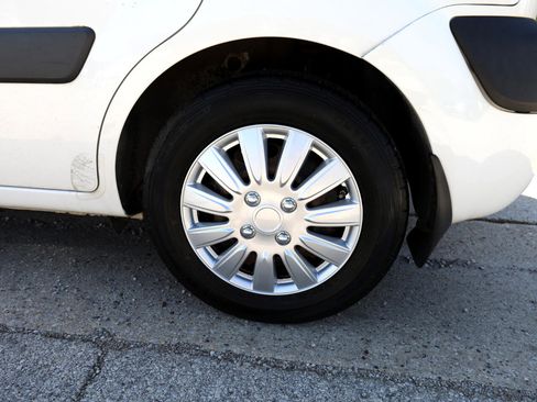 Used 2008 Kia Rio5 LX w/ PWR Pkg image 8