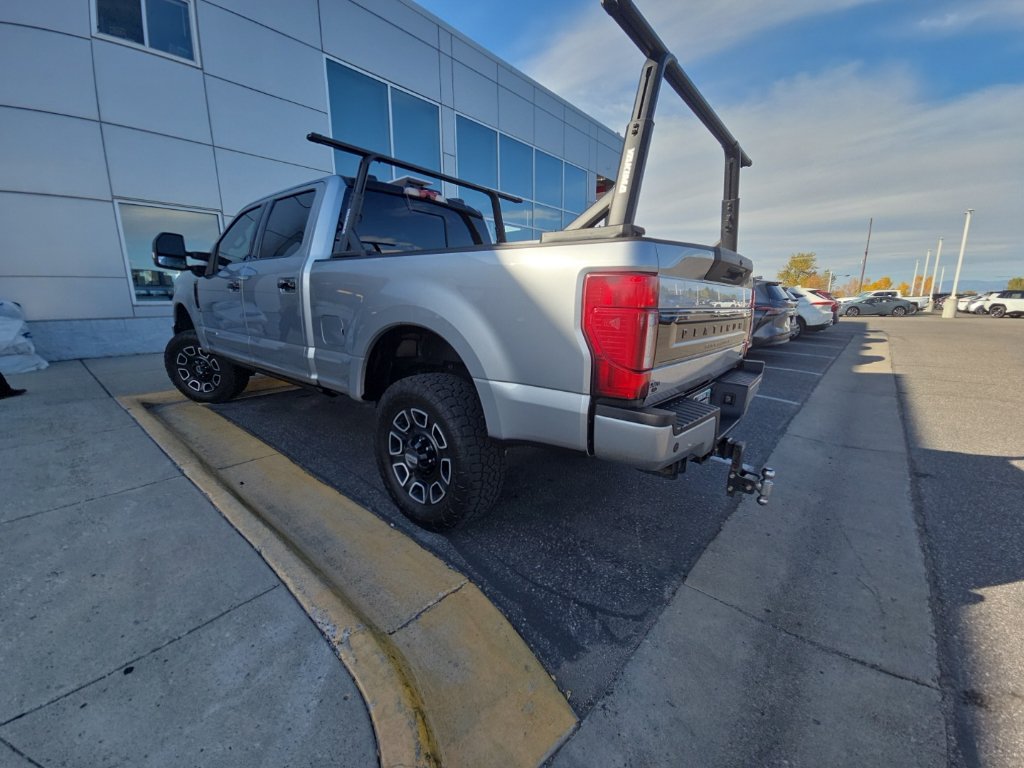 Used 2022 Ford F350 Platinum AWD/4WD image 4