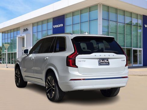 New 2026 Volvo XC90 B6 Ultra image 4
